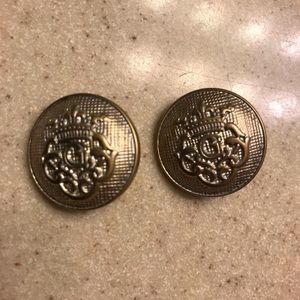 Buttons G with Crown might be Guess Brand